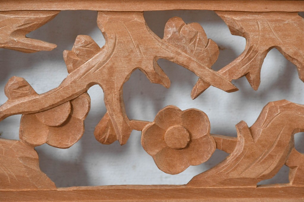 ヴィンテージ建具　昭和中期　松・竹・梅の彫刻が施された格子欄間1枚　(R-084882)