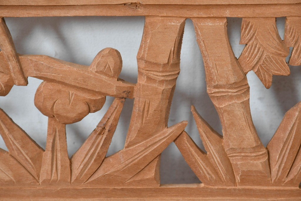 ヴィンテージ建具　昭和中期　松・竹・梅の彫刻が施された格子欄間1枚　(R-084882)