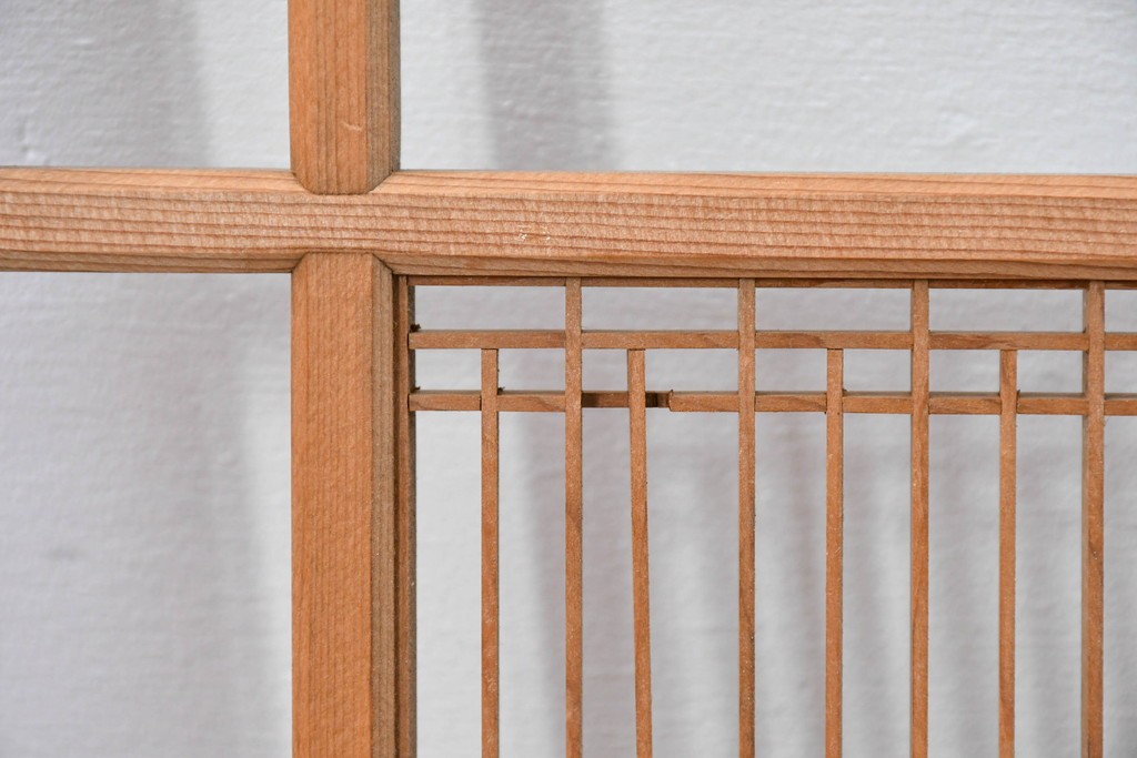 ヴィンテージ建具　昭和中期　細身の縦格子が美しい組子欄間1枚　(R-084884)