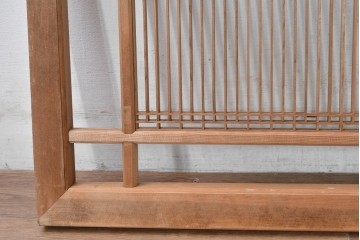 ヴィンテージ建具　昭和中期　細身の縦格子が美しい組子欄間1枚　(R-084885)