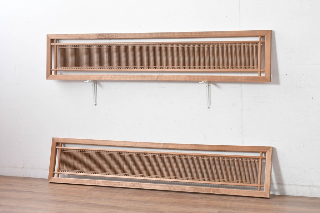 ヴィンテージ建具　昭和中期　細身の縦格子が美しい組子欄間2枚セット　(R-084887)