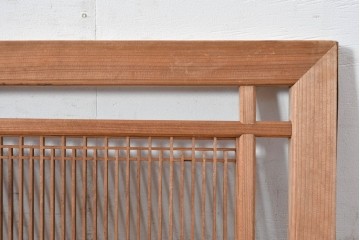 ヴィンテージ建具　昭和中期　細身の縦格子が美しい組子欄間2枚セット　(R-084887)