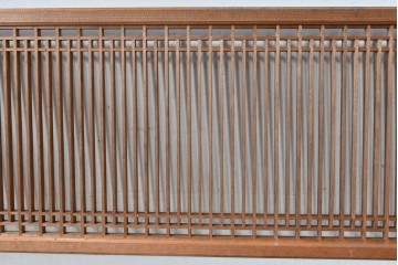 ヴィンテージ建具　昭和中期　細身の縦格子が美しい組子欄間2枚セット　(R-084887)