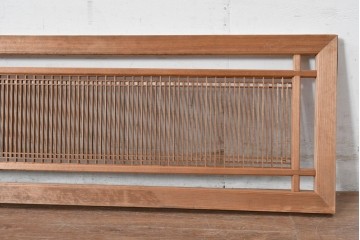 ヴィンテージ建具　昭和中期　細身の縦格子が美しい組子欄間2枚セット　(R-084887)