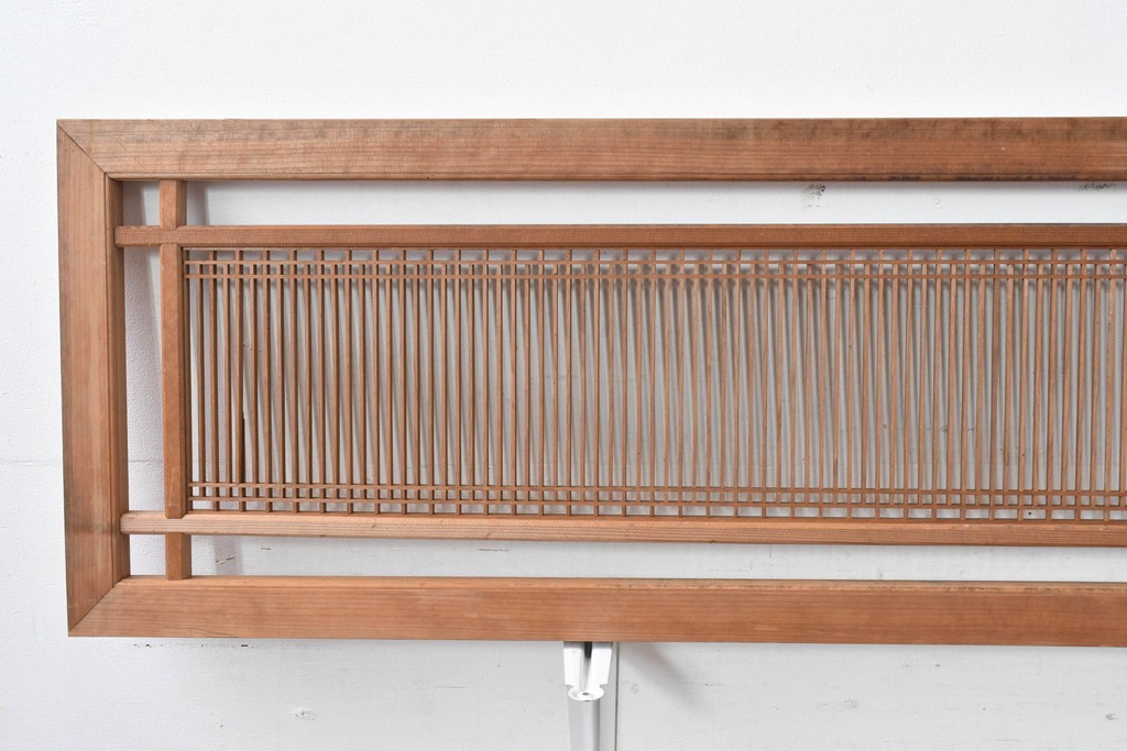 ヴィンテージ建具　昭和中期　細身の縦格子が美しい組子欄間2枚セット　(R-084887)