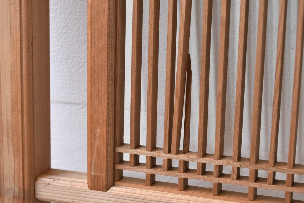 ヴィンテージ建具　昭和中期　細身の縦格子が美しい組子欄間2枚セット　(R-084887)
