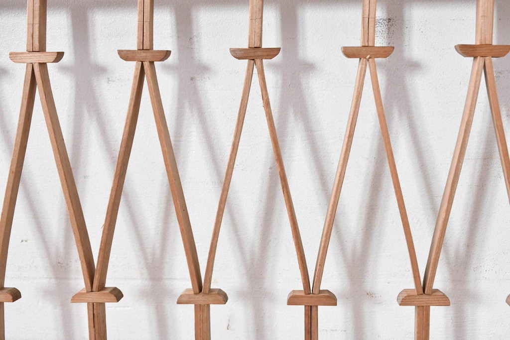 ヴィンテージ建具　昭和中期　モダンデザインの組子欄間2枚セット　(R-084888)