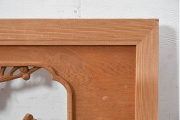 ヴィンテージ建具　昭和後期　井波彫刻　梅竹図の彫刻欄間1枚　(R-084891)