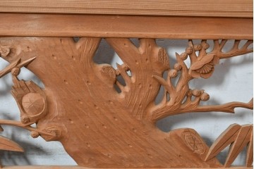 ヴィンテージ建具　昭和後期　井波彫刻　梅竹図の彫刻欄間1枚　(R-084891)