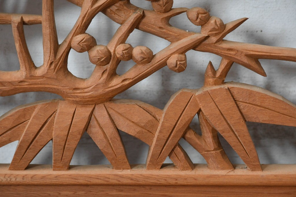 ヴィンテージ建具　昭和後期　井波彫刻　梅竹図の彫刻欄間1枚　(R-084891)