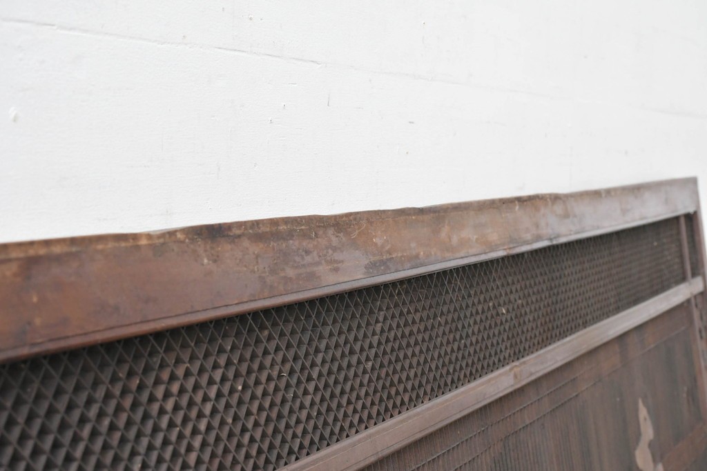 ヴィンテージ建具　昭和後期　竹と梅・菊文様の彫刻をあしらった特大欄間　(R-084894)