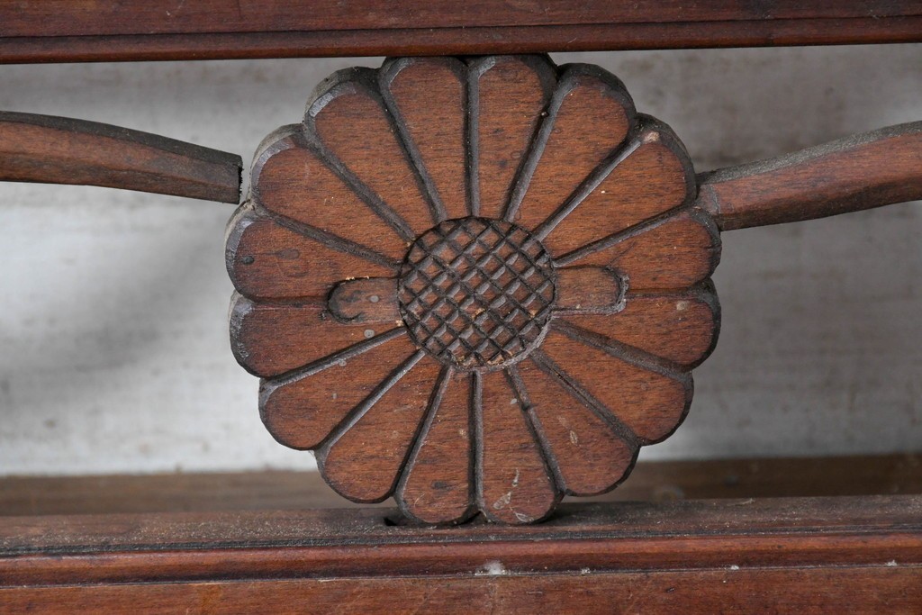 ヴィンテージ建具　昭和後期　竹と梅・菊文様の彫刻をあしらった特大欄間　(R-084894)