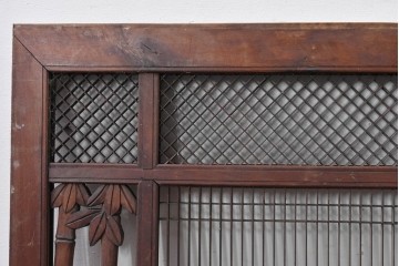 ヴィンテージ建具　昭和後期　竹と梅・菊文様の彫刻をあしらった特大欄間　(R-084894)