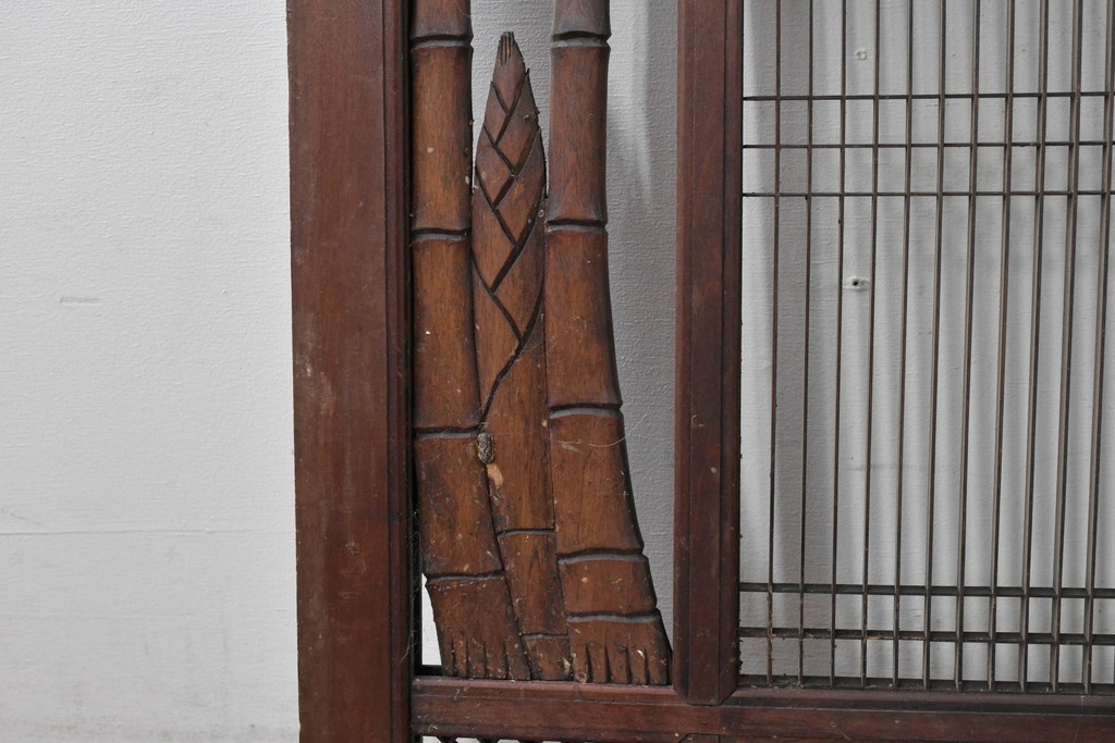 ヴィンテージ建具　昭和後期　竹と梅・菊文様の彫刻をあしらった特大欄間　(R-084894)
