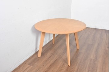 中古　arflex(アルフレックス)　CREDO(クレド)　E10　ホワイトオーク材　シンプルながら美しいフォルムのダイニングテーブル　(R-084895)