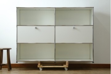 中古　美品　スイス　USMハラー(USM Haller)　ドロップダウンドア×2　サイドボード　定価約36万円　(R-084896)