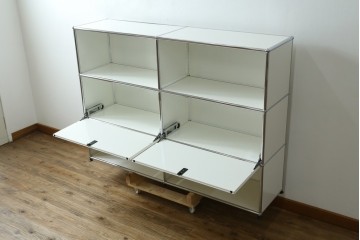 中古　美品　スイス　USMハラー(USM Haller)　ドロップダウンドア×2　サイドボード　定価約36万円　(R-084896)