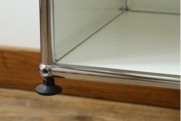 中古　美品　スイス　USMハラー(USM Haller)　ドロップダウンドア×2　サイドボード　定価約36万円　(R-084896)