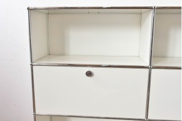 中古　美品　スイス　USMハラー(USM Haller)　ホームオフィスにもおすすめなスッキリとしたデザインのサイドキャビネット　定価約36万円相当　(R-084896)