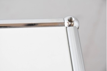 中古　美品　スイス　USMハラー(USM Haller)　ホームオフィスにもおすすめなスッキリとしたデザインのシェルフ・3段タイプ　定価約16万6千円相当　(R-084897)