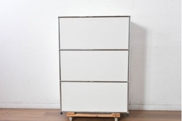 中古　美品　スイス　USMハラー(USM Haller)　ホームオフィスにもおすすめなスッキリとしたデザインのシェルフ・3段タイプ　定価約16万6千円相当　(R-084897)