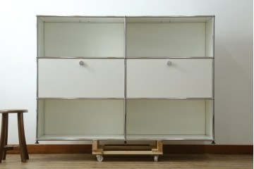 中古　美品　スイス　USMハラー(USM Haller)　ドロップダウンドア×2　サイドボード　定価約36万円　(R-084898)
