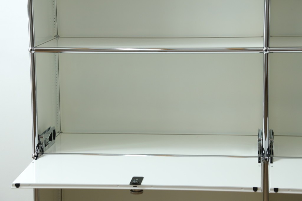 中古　美品　スイス　USMハラー(USM Haller)　ドロップダウンドア×2　サイドボード　定価約36万円　(R-084898)