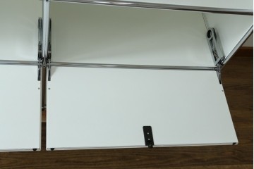 中古　美品　スイス　USMハラー(USM Haller)　ドロップダウンドア×2　サイドボード　定価約36万円　(R-084898)