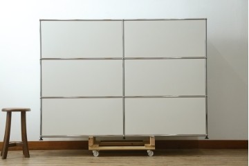 中古　美品　スイス　USMハラー(USM Haller)　ドロップダウンドア×2　サイドボード　定価約36万円　(R-084898)