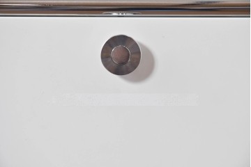 中古　美品　スイス　USMハラー(USM Haller)　ホームオフィスにもおすすめなスッキリとしたデザインのサイドキャビネット　定価約36万円相当　(R-084898)