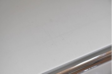 中古　美品　スイス　USMハラー(USM Haller)　ホームオフィスにもおすすめなスッキリとしたデザインのサイドキャビネット　定価約36万円相当　(R-084898)