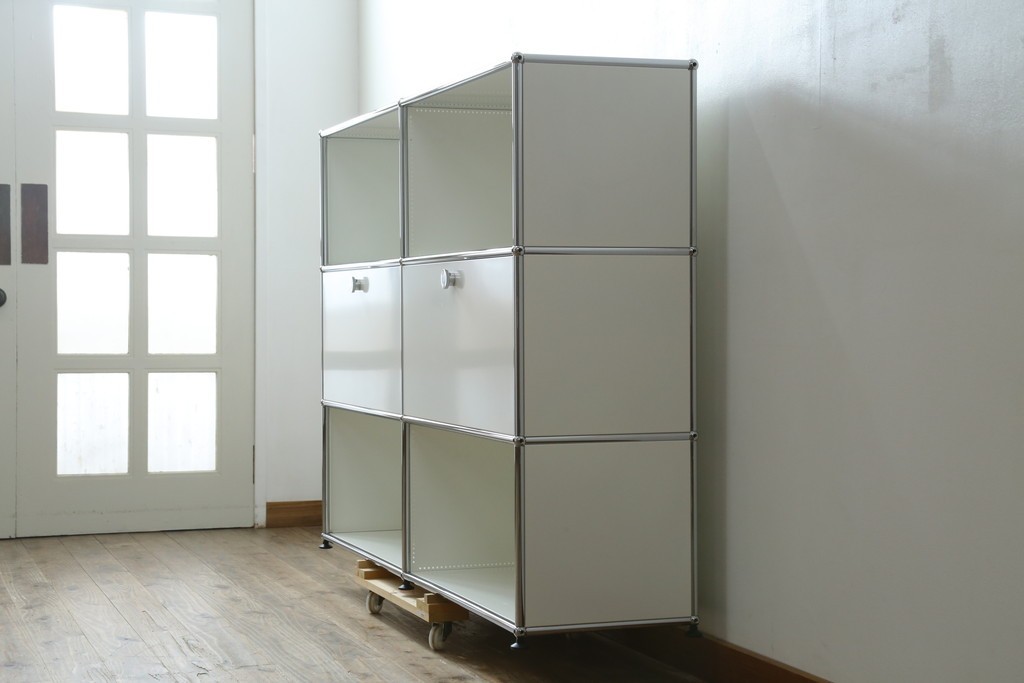 中古　美品　スイス　USMハラー(USM Haller)　ドロップダウンドア×2　サイドボード　定価約36万円　(R-084899)