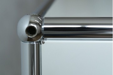 中古　美品　スイス　USMハラー(USM Haller)　ドロップダウンドア×2　サイドボード　定価約36万円　(R-084899)