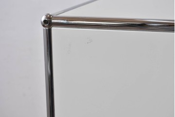 中古　美品　スイス　USMハラー(USM Haller)　ホームオフィスにもおすすめなスッキリとしたデザインのサイドキャビネット　定価約36万円相当　(R-084899)