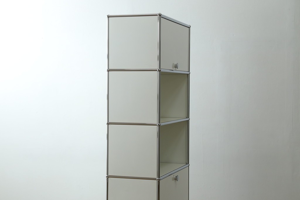 中古　美品　スイス　USMハラー(USM Haller)　ホームオフィスにもおすすめなスッキリとしたデザインのシェルフ　定価約35万5千円　(R-084900)