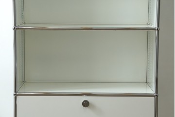 中古　美品　スイス　USMハラー(USM Haller)　ホームオフィスにもおすすめなスッキリとしたデザインのシェルフ　定価約35万5千円　(R-084900)