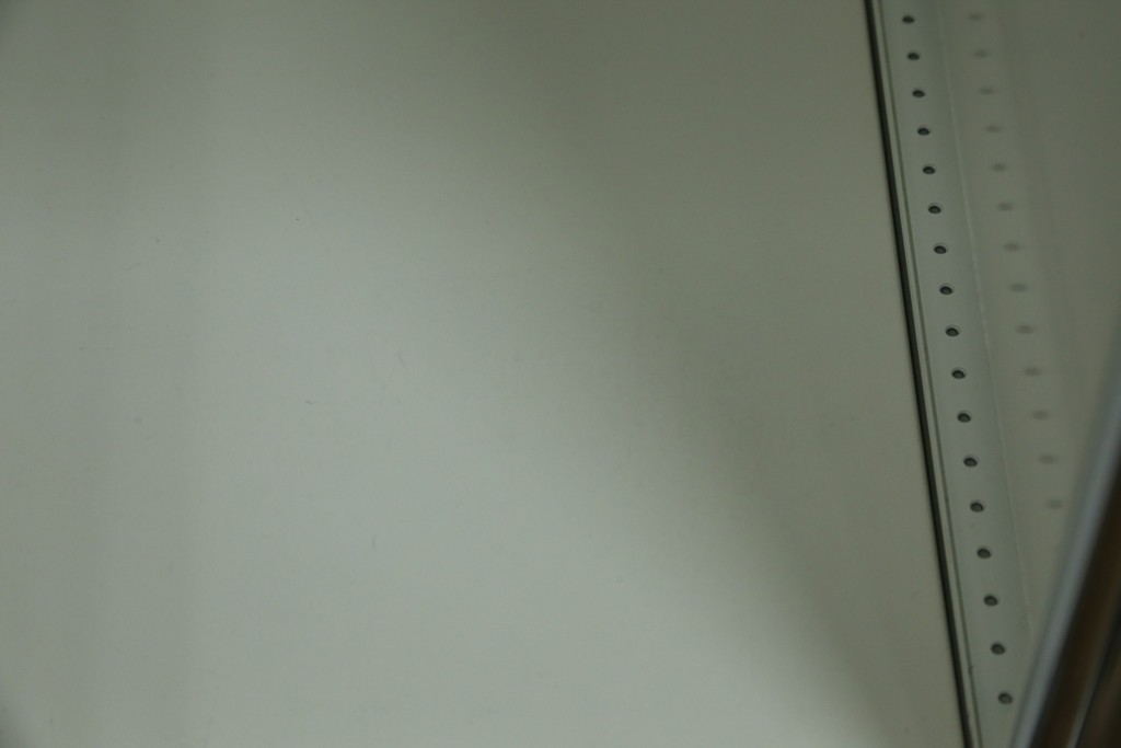 中古　美品　スイス　USMハラー(USM Haller)　ホームオフィスにもおすすめなスッキリとしたデザインのシェルフ　定価約35万5千円　(R-084900)