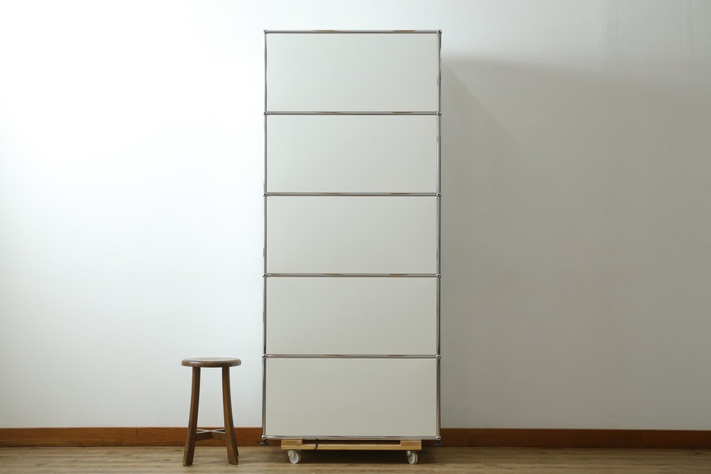 中古　美品　スイス　USMハラー(USM Haller)　ホームオフィスにもおすすめなスッキリとしたデザインのシェルフ　定価約35万5千円　(R-084900)