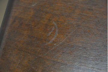 中古　松本民芸家具　クラシカルな佇まいが美しいE型サイドボード　定価約50万円相当　(R-084901)