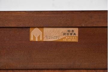 中古　松本民芸家具　クラシカルな佇まいが美しいE型サイドボード　定価約50万円相当　(R-084901)