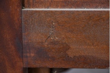 中古　松本民芸家具　クラシカルな佇まいが美しいE型サイドボード　定価約50万円相当　(R-084901)