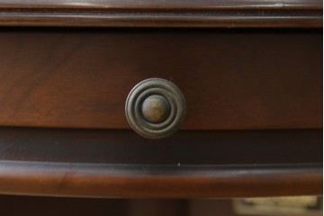 中古　美品　希少な廃番品!!　maruni(マルニ木工)　ブリティッシュコレクション　引き出し付きサイドテーブル　(R-084902)