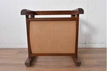 和製ヴィンテージ　スクエア型ガラストップの棚付き木製ローテーブル　(R-084903)