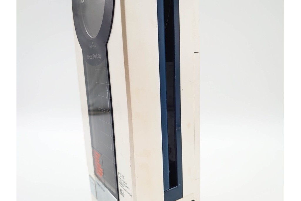 ジャンク品　SONY(ソニー)　フラミンゴ　ステレオターンテーブル　PS-F9　ポータブルプレイヤー　レコードプレーヤー　(R-084905)