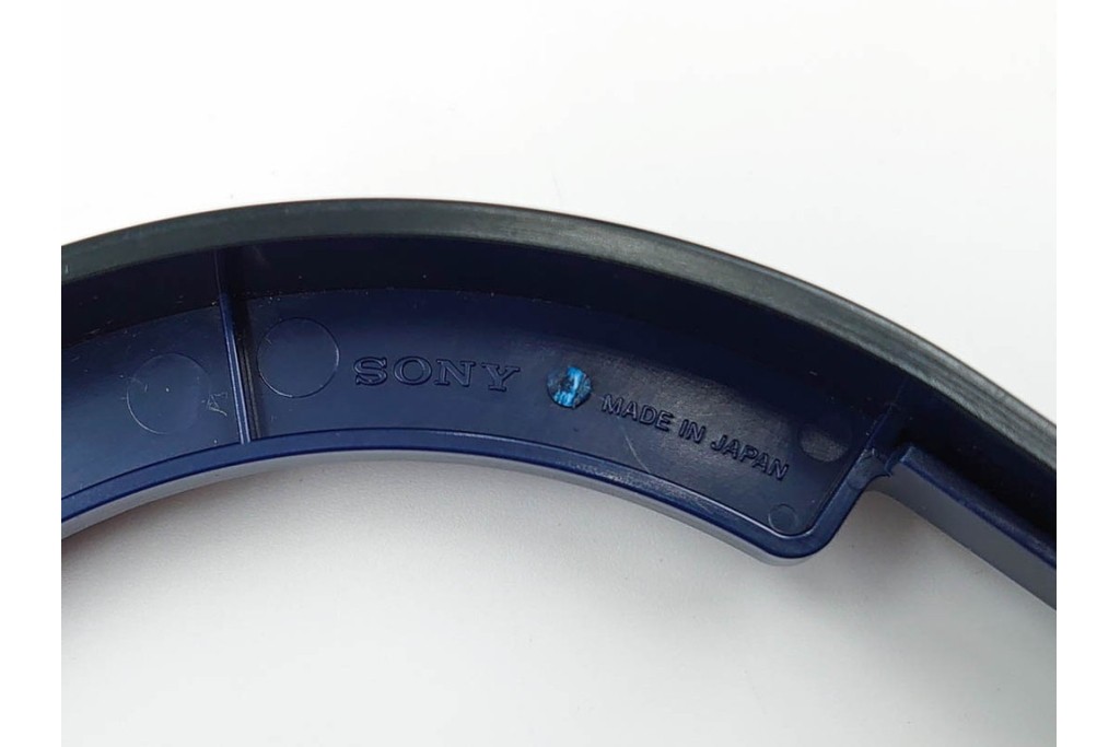 ジャンク品　SONY(ソニー)　フラミンゴ　ステレオターンテーブル　PS-F9　ポータブルプレイヤー　レコードプレーヤー　(R-084905)