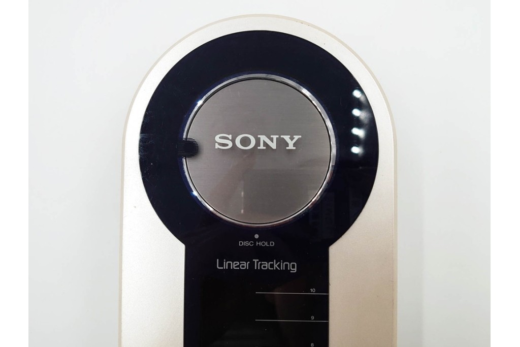 ジャンク品　SONY(ソニー)　フラミンゴ　ステレオターンテーブル　PS-F9　ポータブルプレイヤー　レコードプレーヤー　(R-084905)