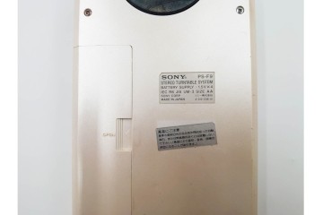 ジャンク品　SONY(ソニー)　フラミンゴ　ステレオターンテーブル　PS-F9　ポータブルプレイヤー　レコードプレーヤー　(R-084905)