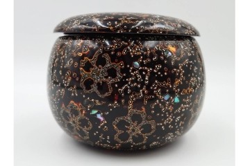 時代物　蛤・那智黒　螺鈿の花文が華やかな碁笥・碁石セット　(R-084907)