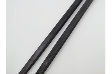 在銘　亀文堂正平造の青銅霊芝頭火箸と明珍宗之作火箸のセット　共箱付き　(R-084908)