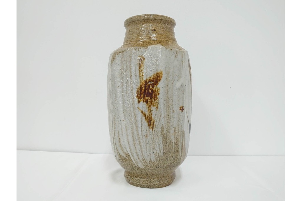 人間国宝　濱田庄司(浜田庄司)　塩釉絵刷毛目　高さ約30cmの益子焼花瓶　共箱付き　(R-084910)